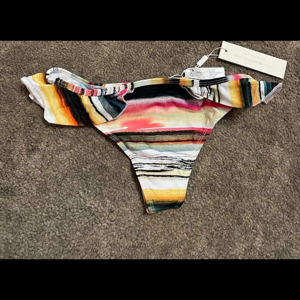 LAST ONE Super cute Striped Bikini NWT - Picture 7 of 8